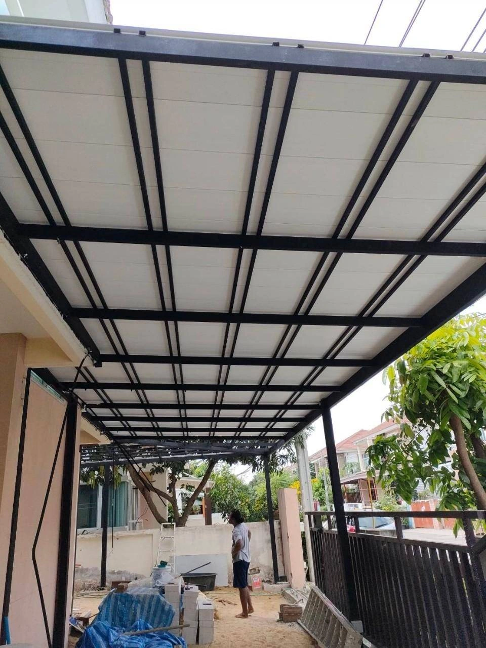 งานหลังคาโรงจอดรถ ข้างบ้าน-หน้าบ้าน บางใหญ่ นนทบุรี ขนาด 104 ตร.ม. # 6